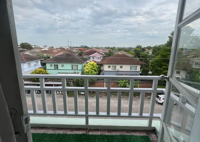 Homestay Private 3rd Floor